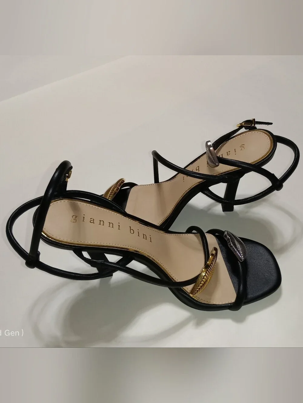 Gianni Bini Carletta Black Strappy Heels with Gold & Silver Lip Accents Size 6